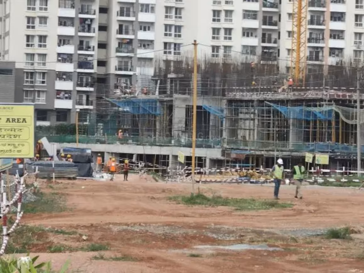 Ayatana Residences E City - Image 36
