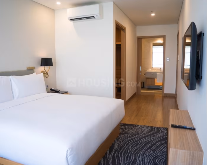 Amanora Gateway Towers II - Image 8