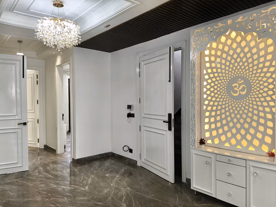 Eros Rosewood City - Image 6