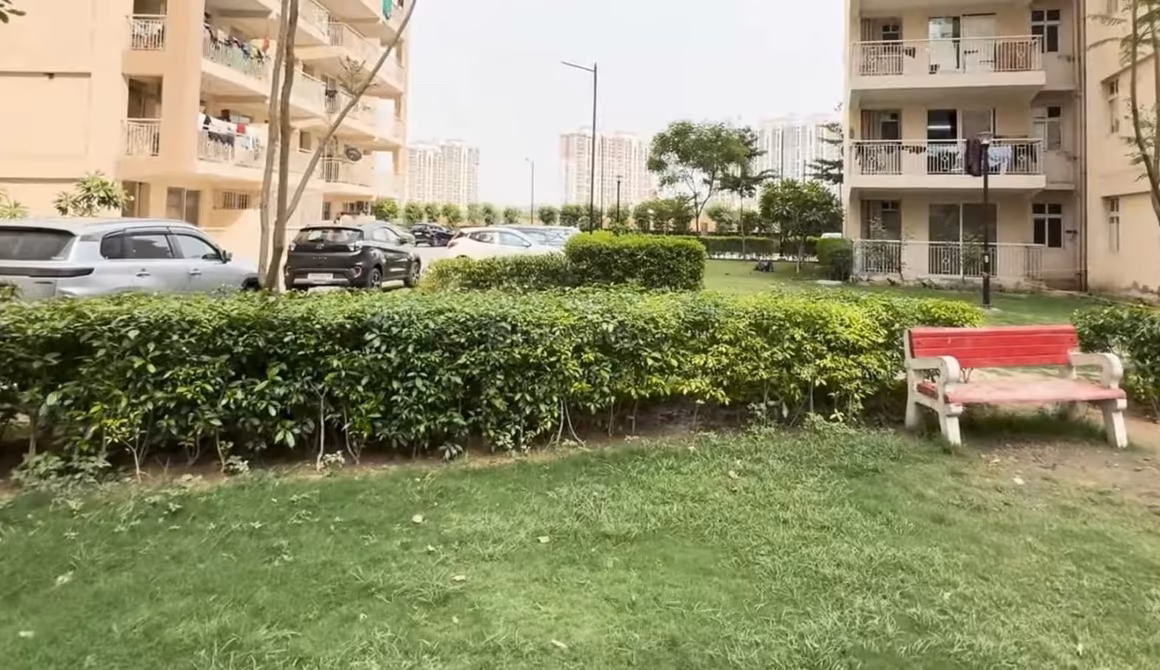 Shree Green Court - Image 27
