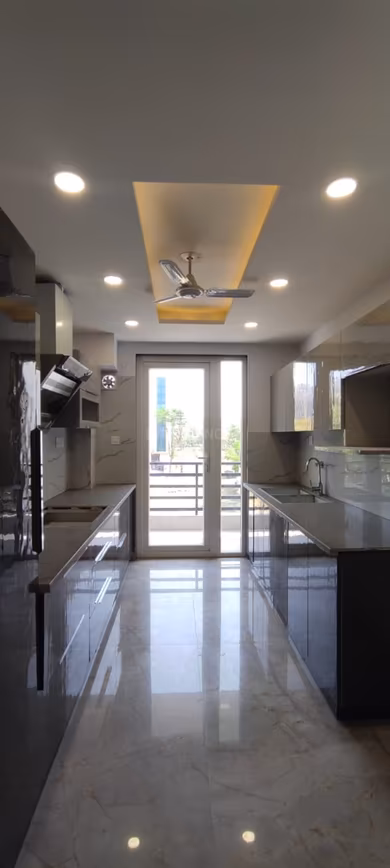 Paramount Luxury Floors Sector 57 - Image 6