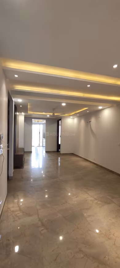 Paramount Luxury Floors Sector 57 - Image 8