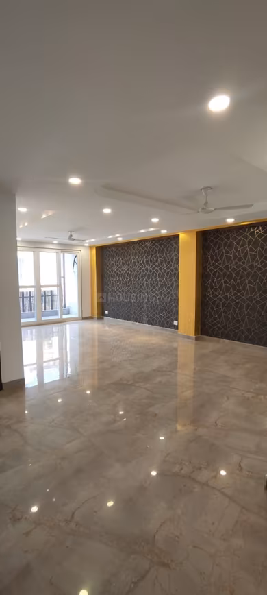Paramount Luxury Floors Sector 57 - Image 15