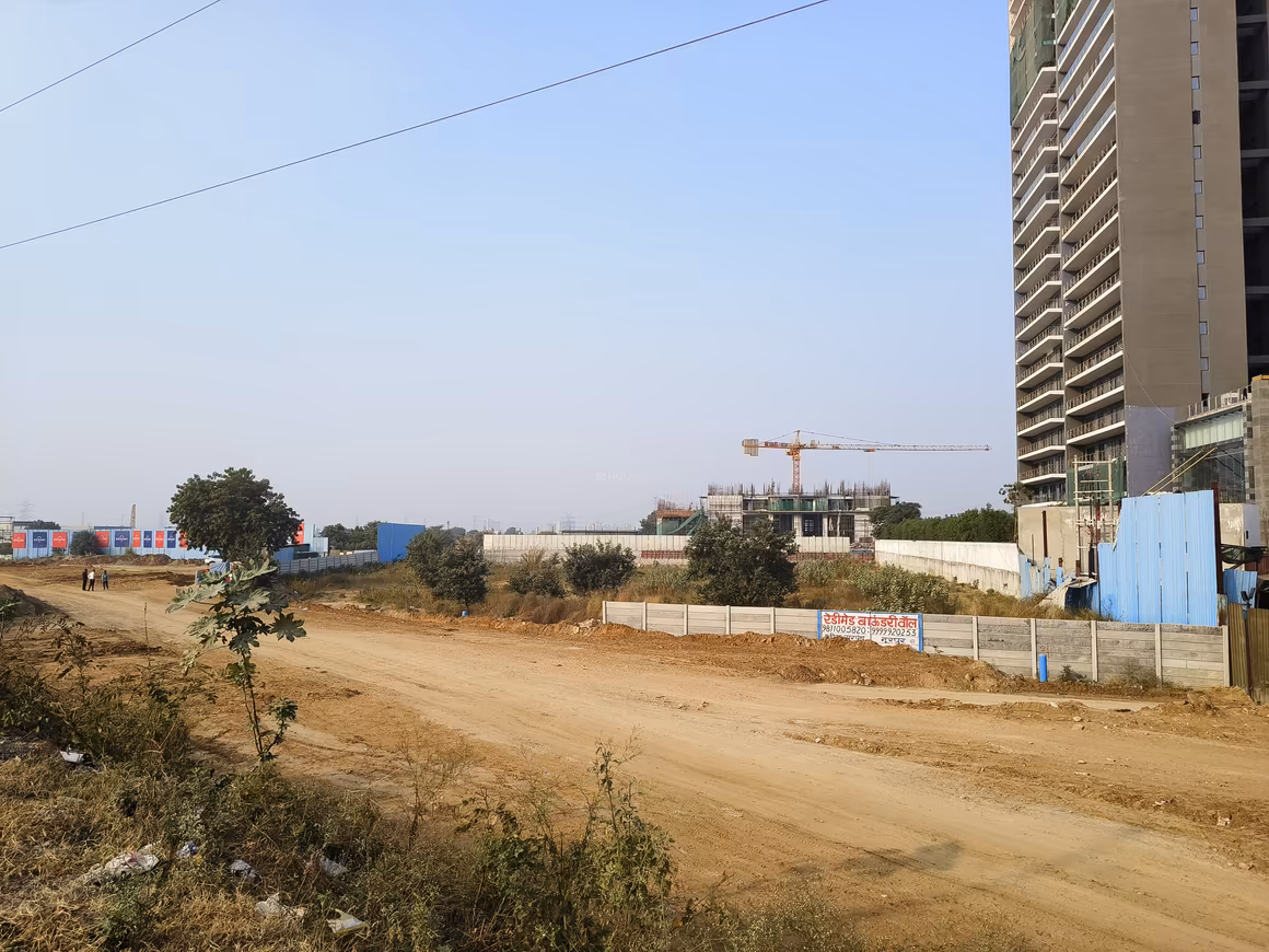 Krisumi Waterside Residence - Image 46