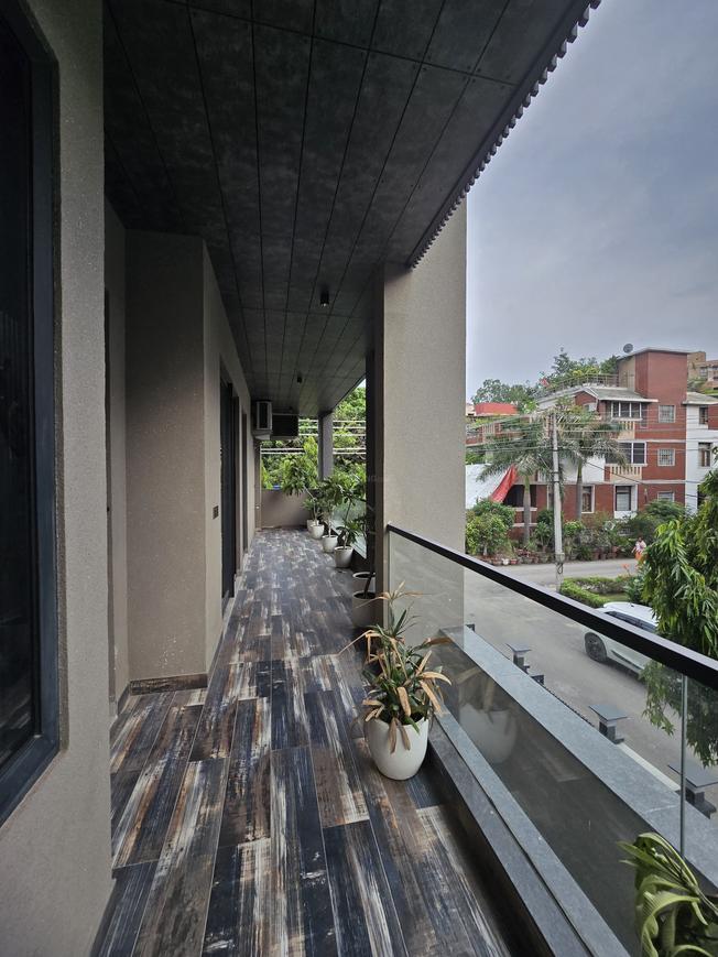 DLF Luxury Floors - Image 14