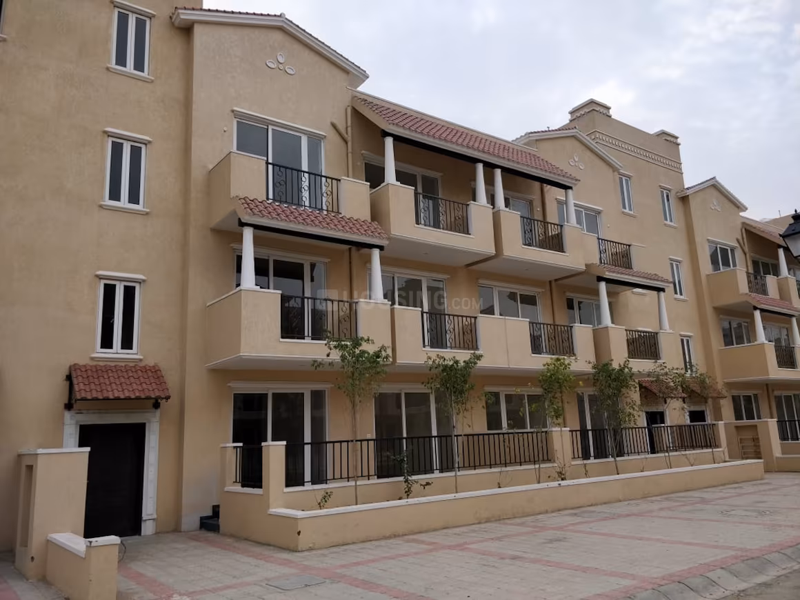Emaar Emerald Floors - Image 6
