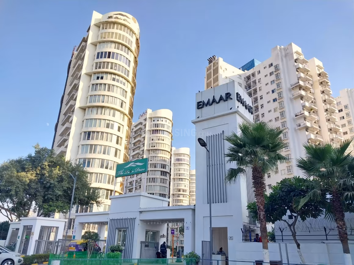 Emaar MGF The Palm Drive - Image 1