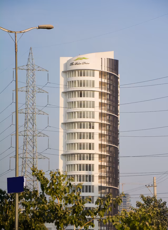 Emaar MGF The Palm Drive - Image 2