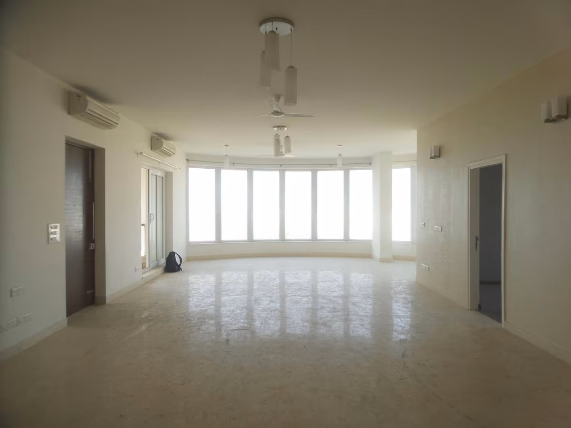 Emaar MGF The Palm Drive - Image 33