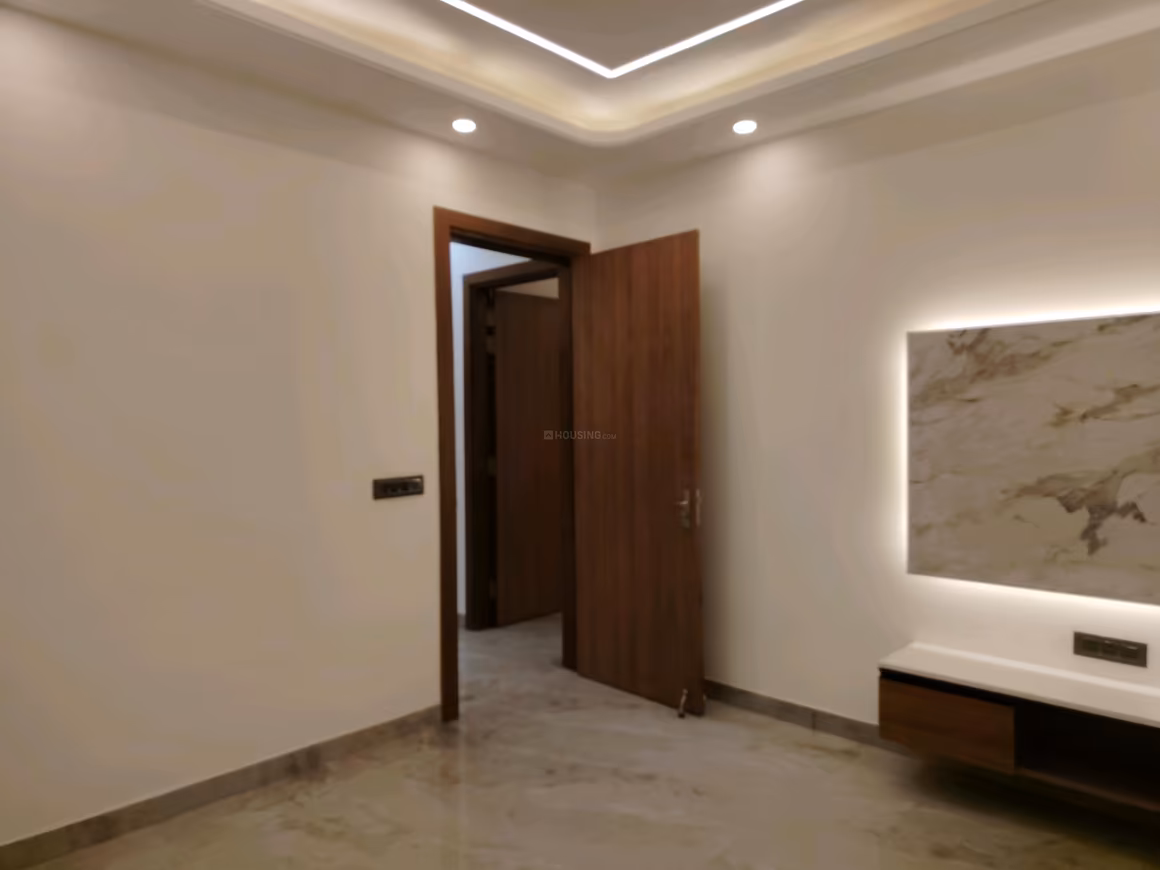 Mayfield Garden Luxury Floors - Image 11