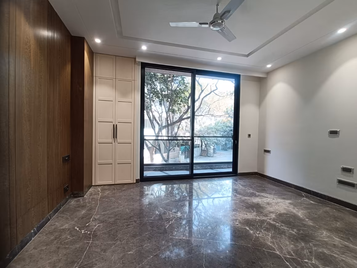 AS Luxury Floor 2 - Image 2