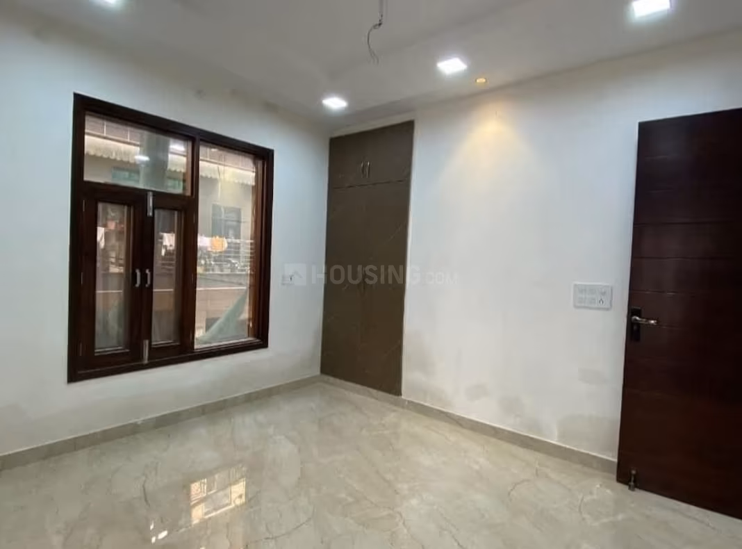 Suri Dwarkadish Floors - Image 3