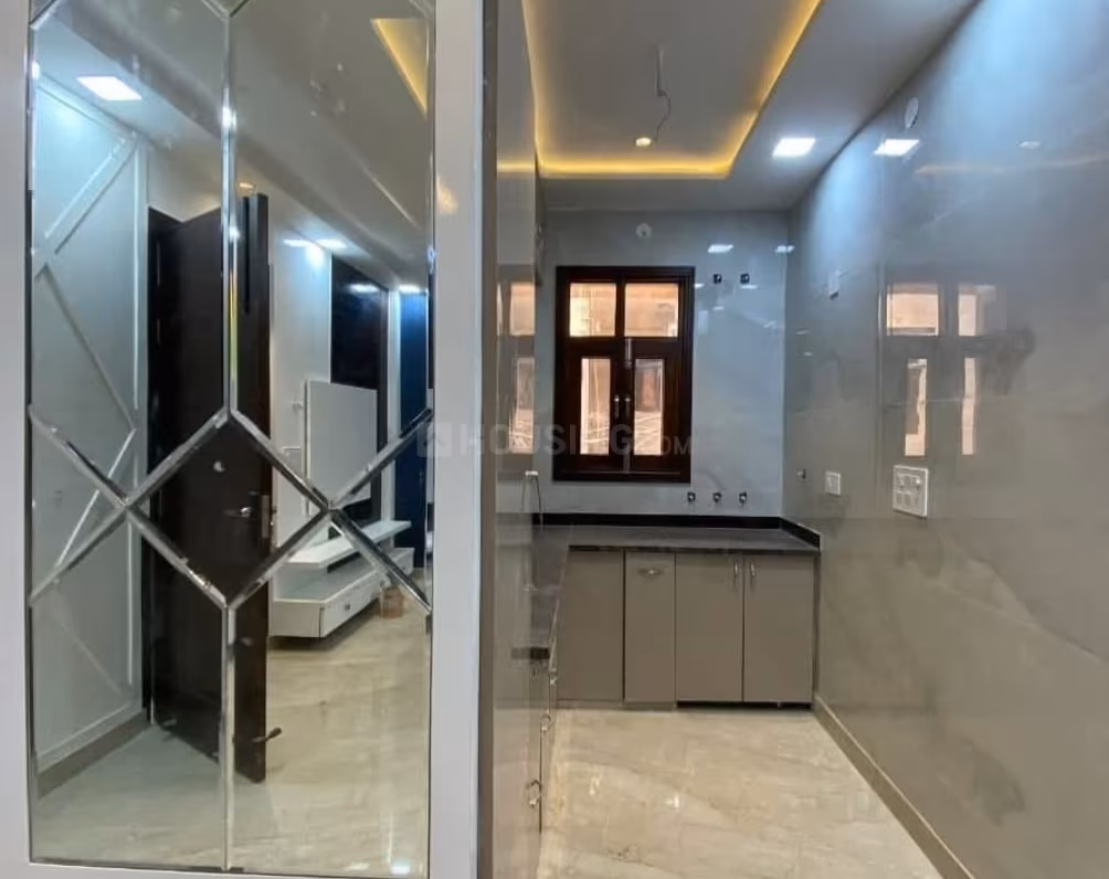 Suri Dwarkadish Floors - Image 6