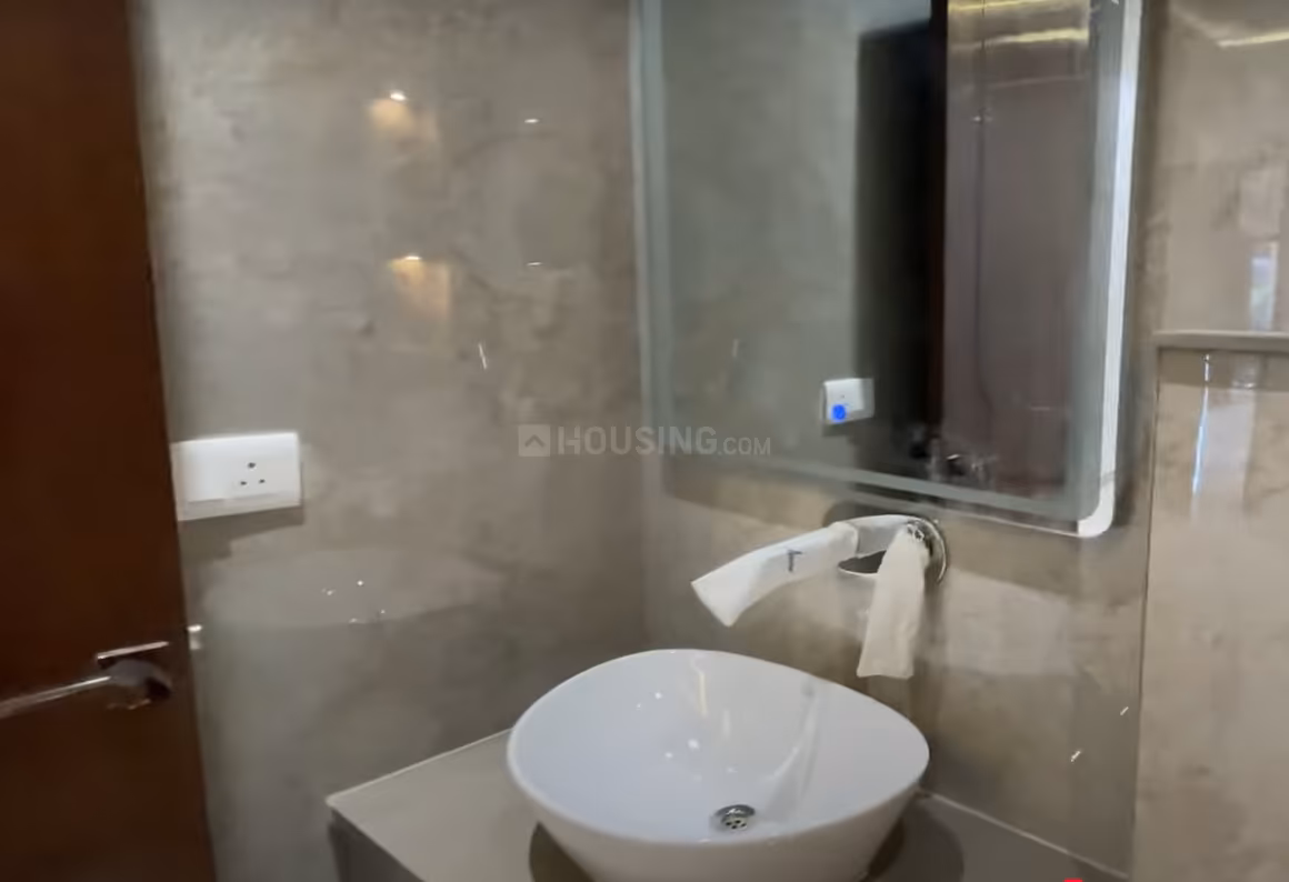 Suri Dwarkadish Floors - Image 11