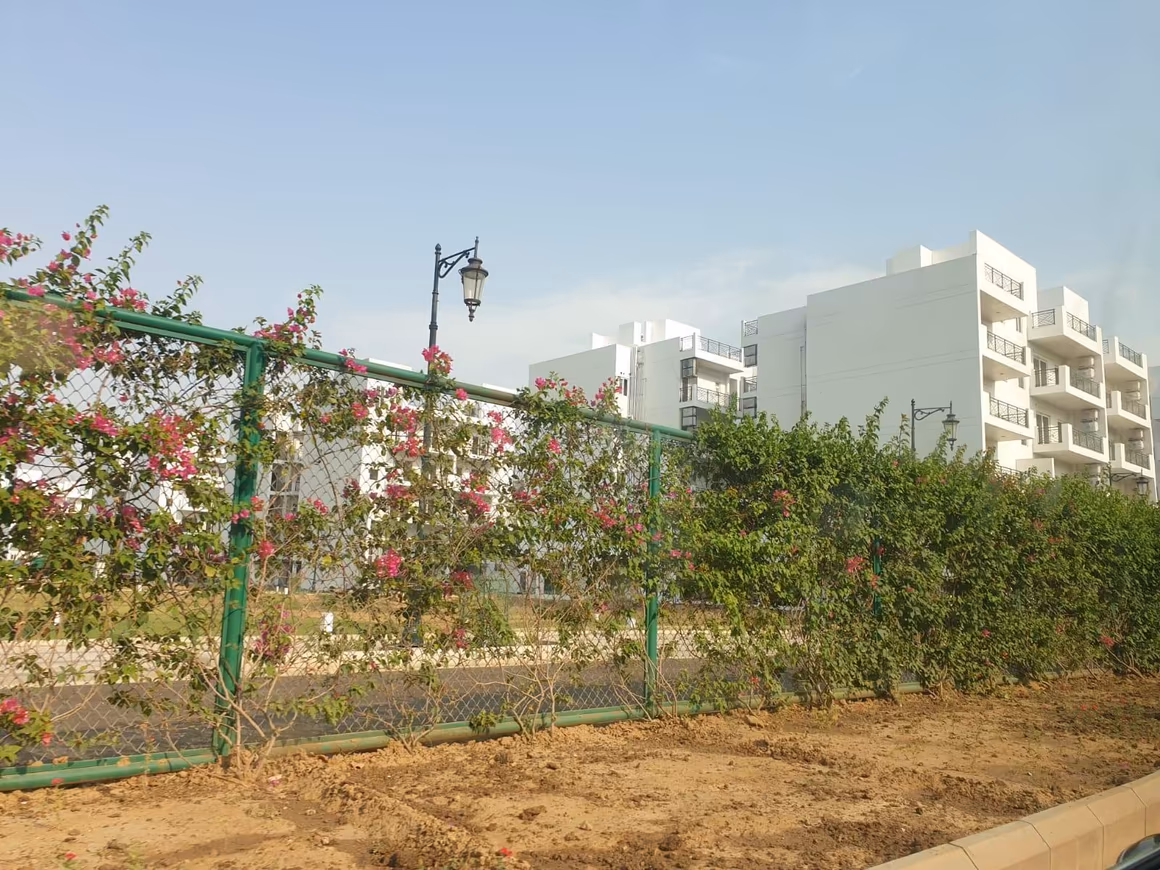 Central Park Flower Valley Phase IV - Image 6