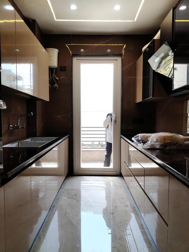 Heritage One - Image 18