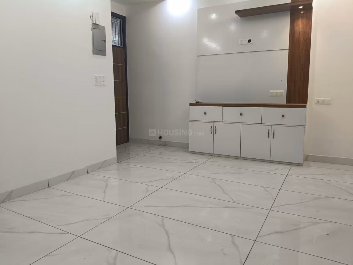 S S Ultra Luxurious Floors - Image 5