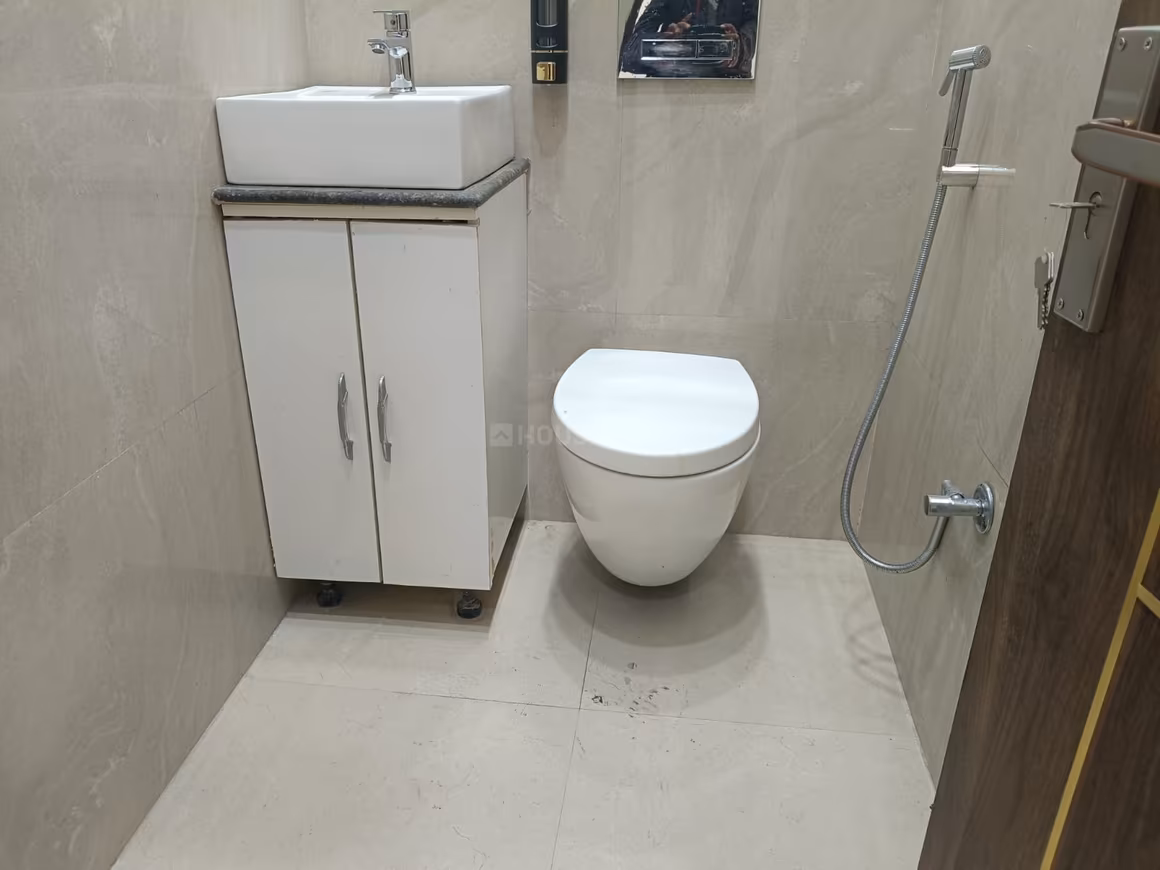 S S Ultra Luxurious Floors - Image 11