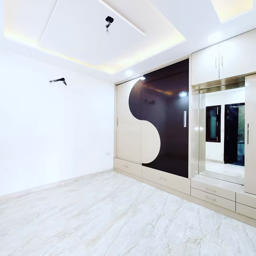 Kohli Ultra Luxury Floor - Image 4