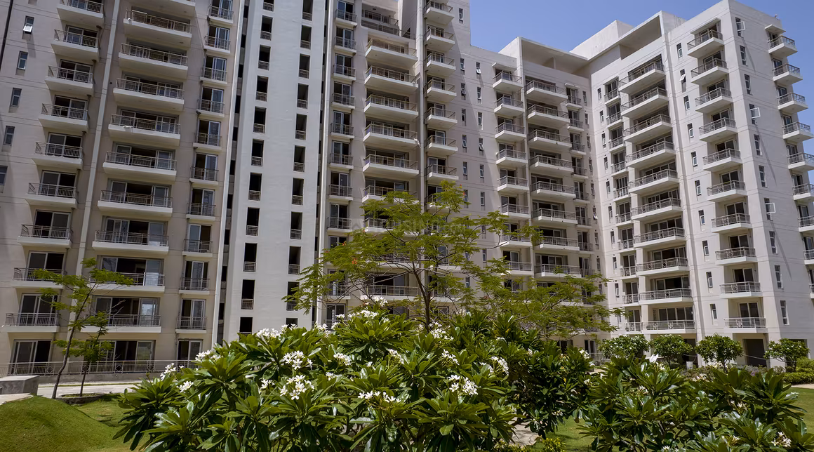Vatika Sovereign Park - Image 4