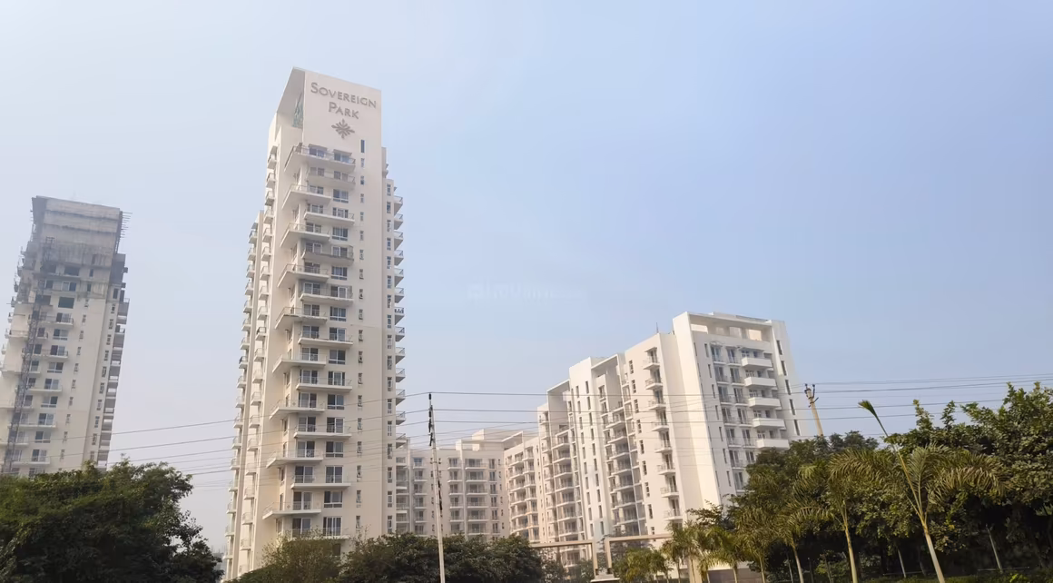 Vatika Sovereign Park - Image 9