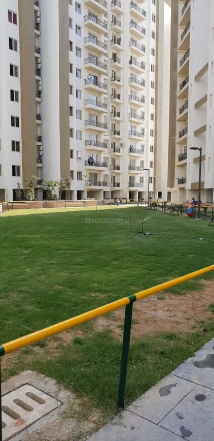 Umang Winter Hills - Image 21