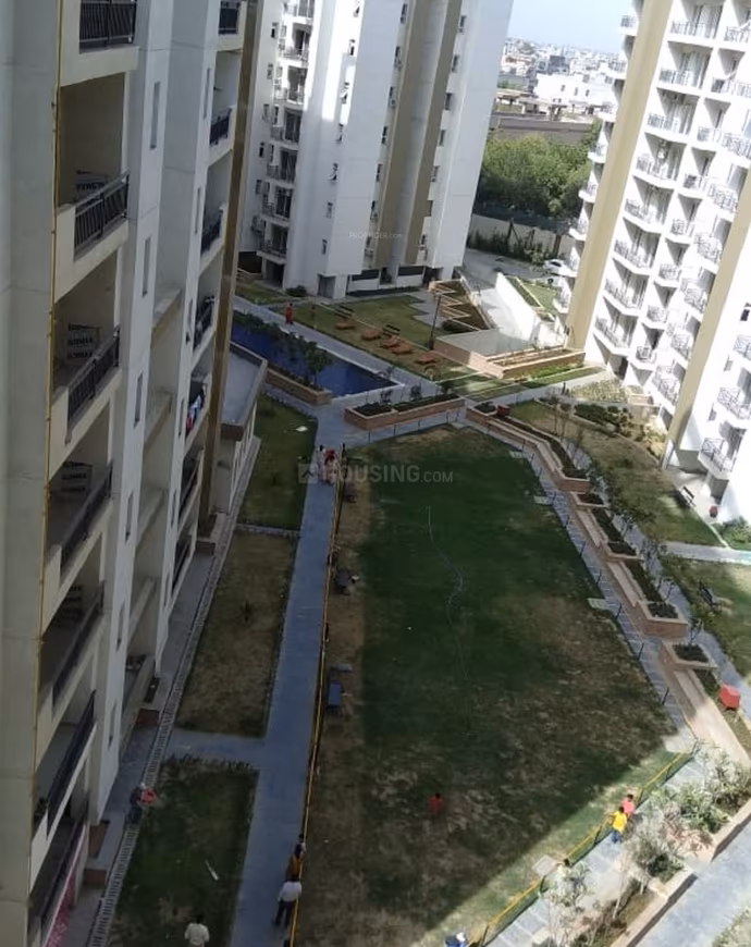 Umang Winter Hills - Image 22