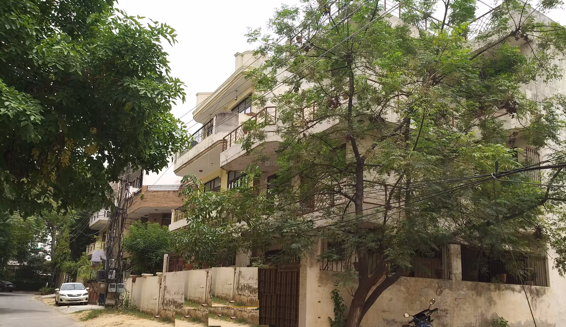 DLF City Phase 1 - Image 3