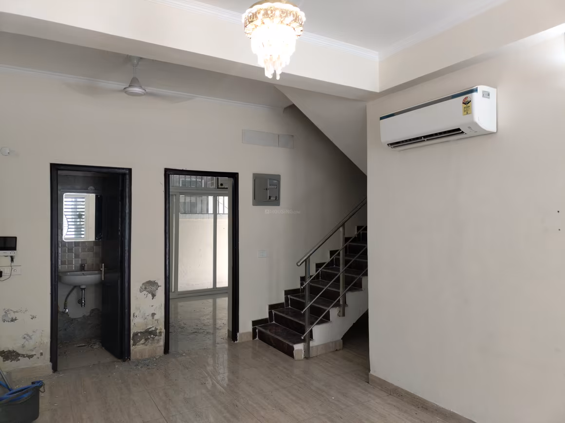 Amrapali Dream Valley - Image 8