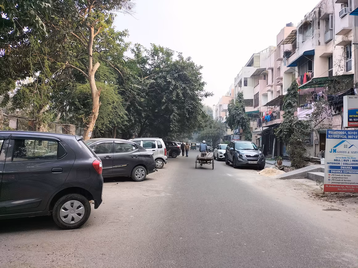 DDA Akshardham Apartments - Image 16