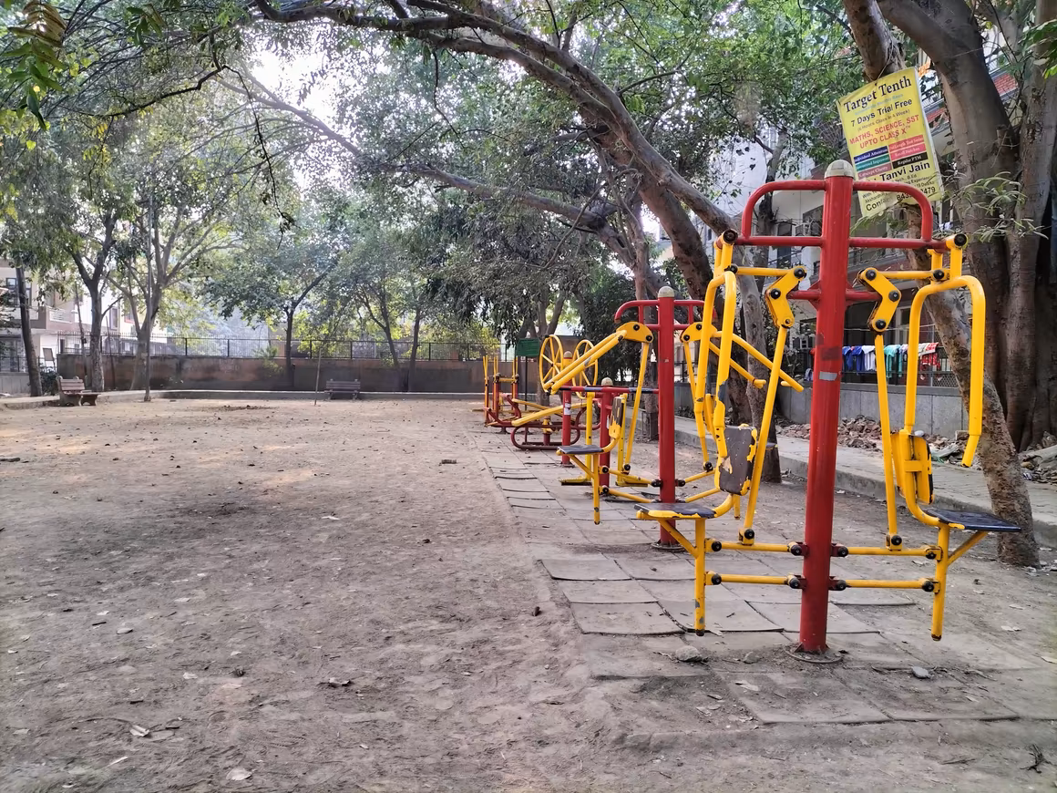 DDA Akshardham Apartments - Image 19