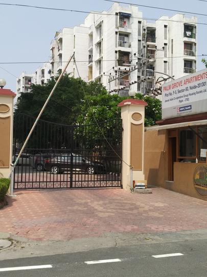 Sam Palm Grove Apartments - Image 4