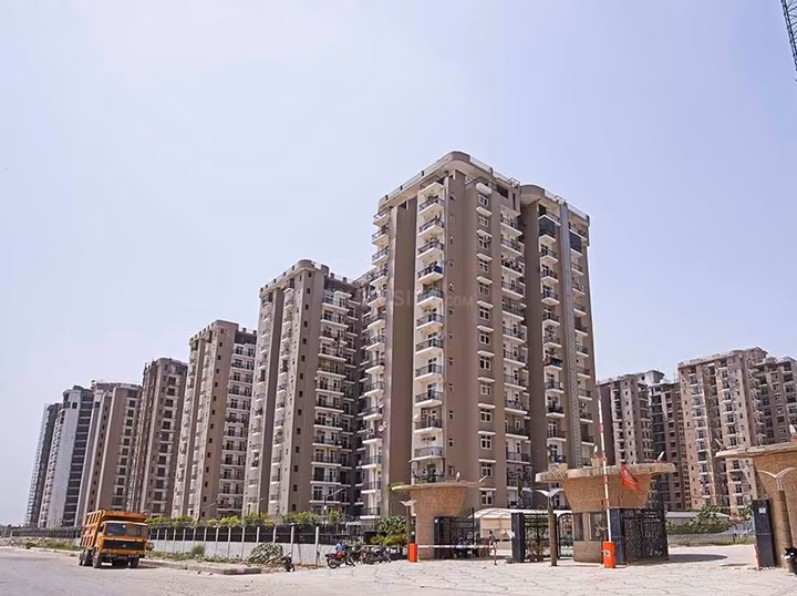 Amrapali Zodiac - Image 1