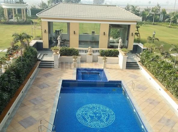 Gaursons Gaur Suites - Image 3