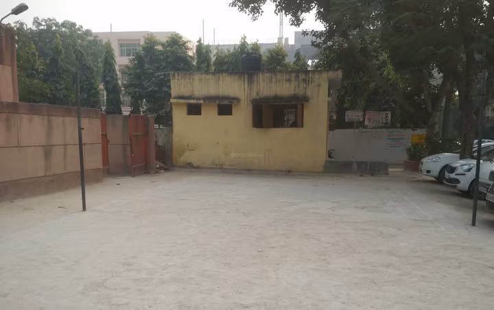 DDA Flats Mayur Vihar - Image 3