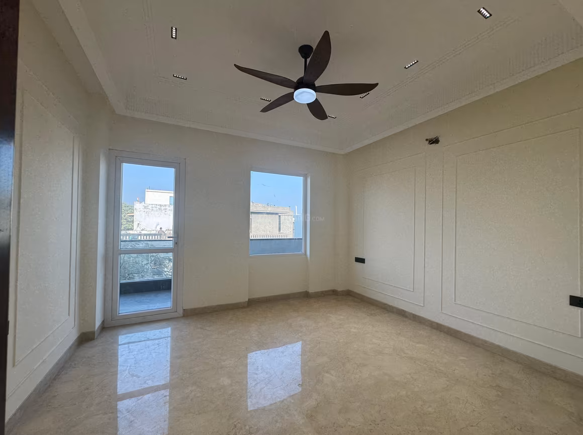 Homz Luxury Floors - Image 3