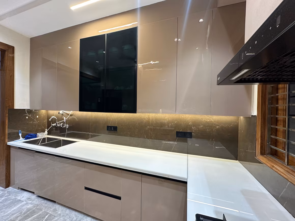 MRS Ultra Luxury Independent Floors - Image 10