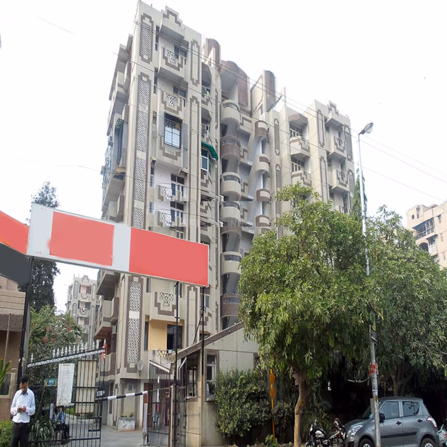 CGHS Everest Apartment - Main Image