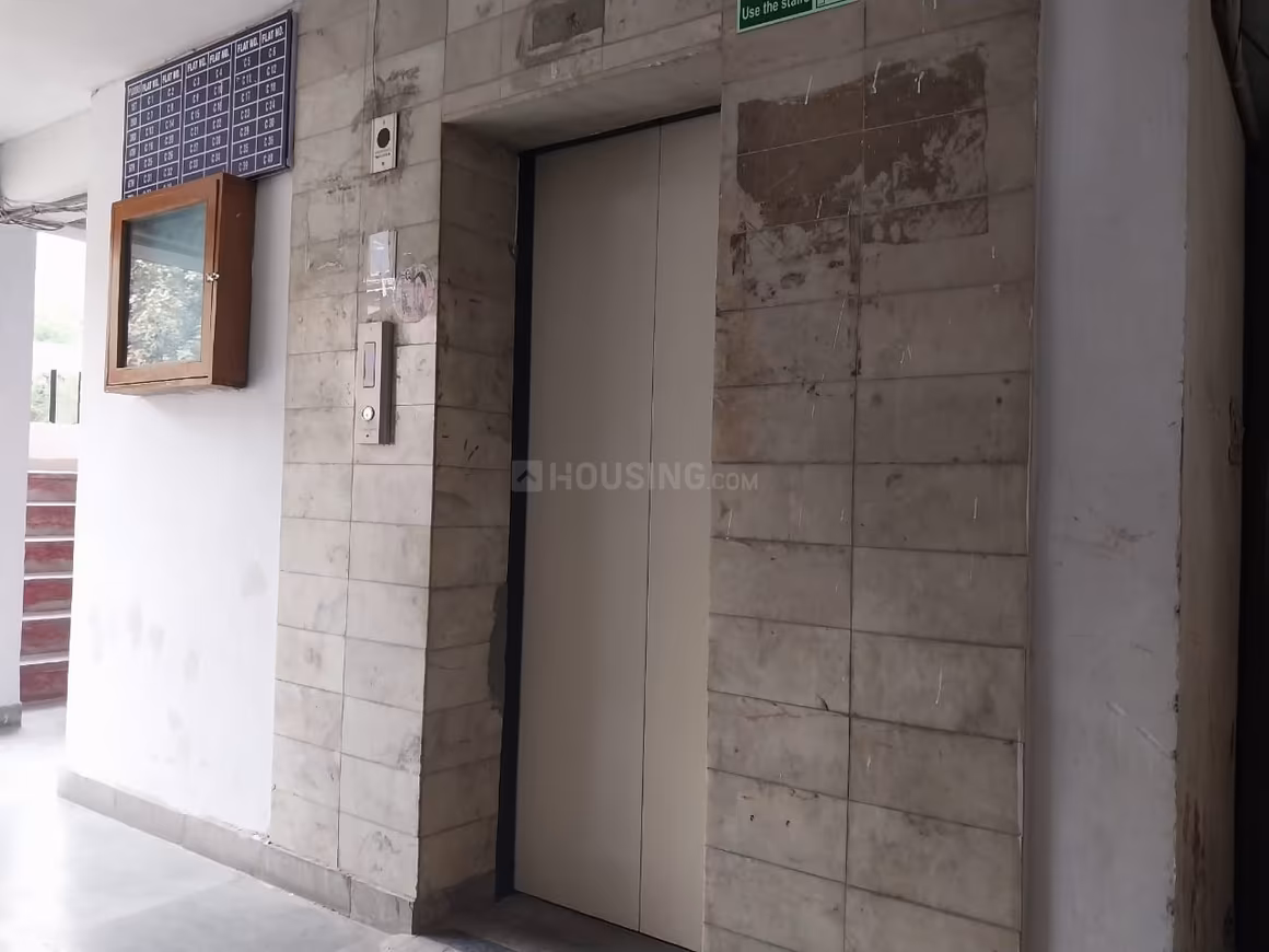 CGHS Everest Apartment - Image 15