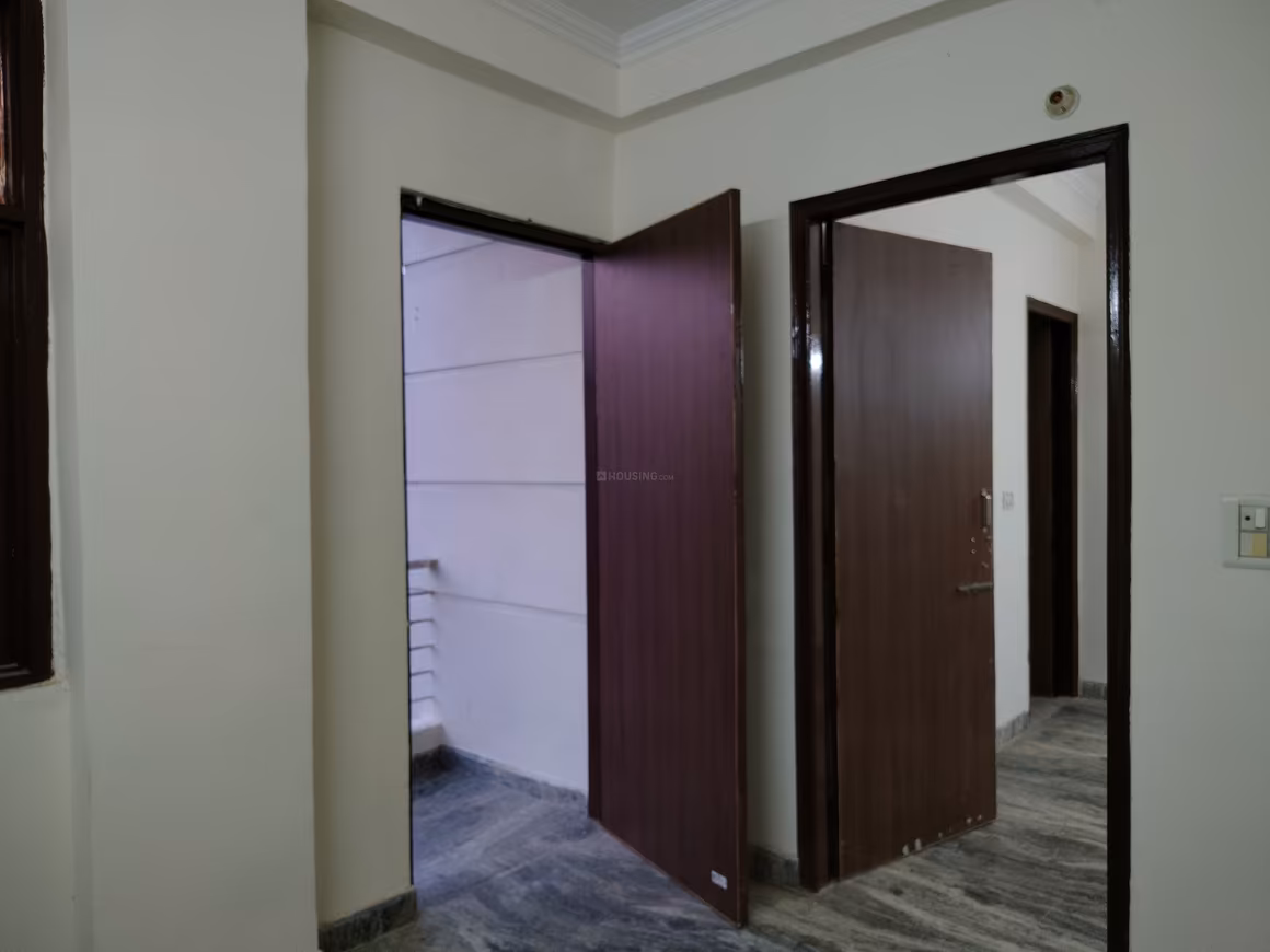 Duggal Housing Complex - Image 2