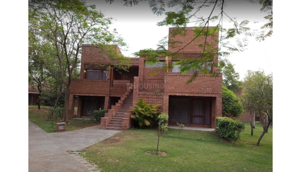 Vatika Westin Sohna Resort - Image 1