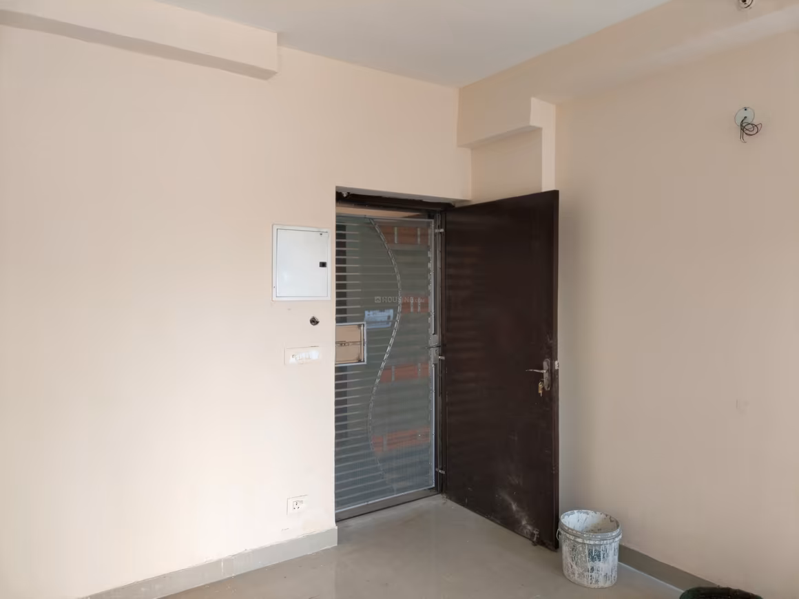 Amrapali Leisure Valley - Image 6