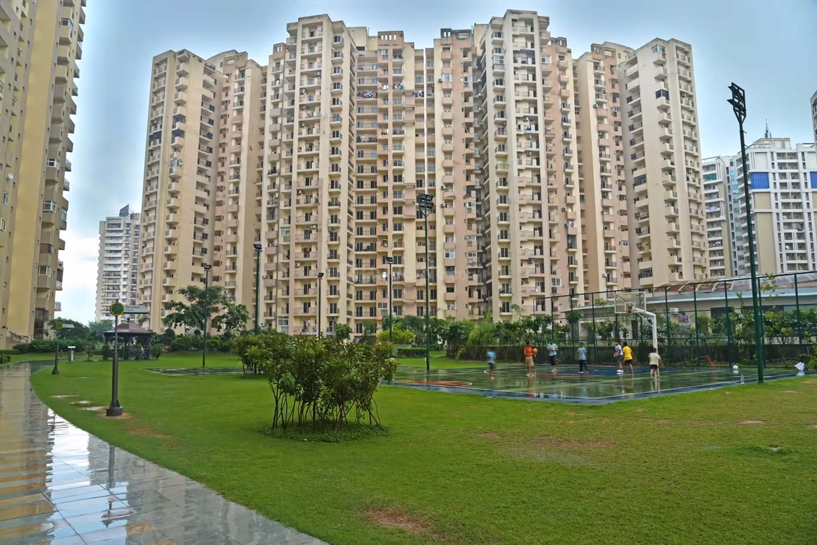 Paramount Floraville - Image 28