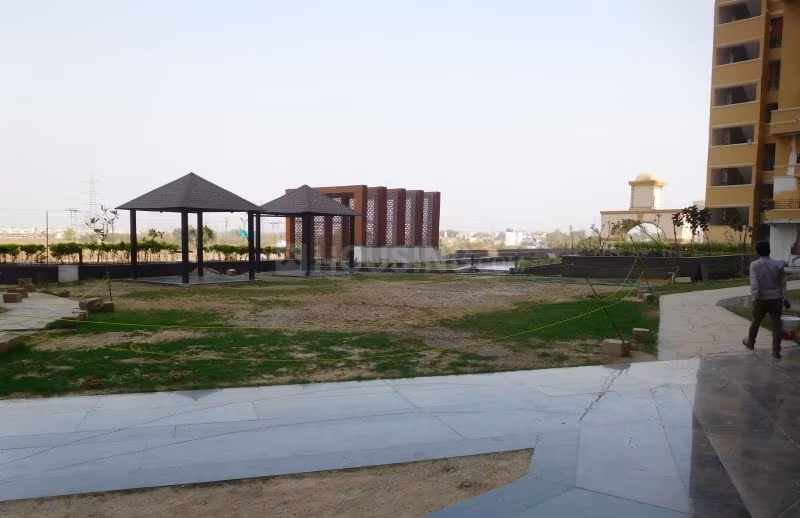 Migsun Green Mansion - Image 12