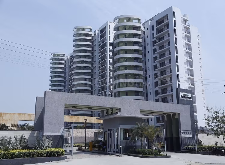 Eldeco Edge - Image 1