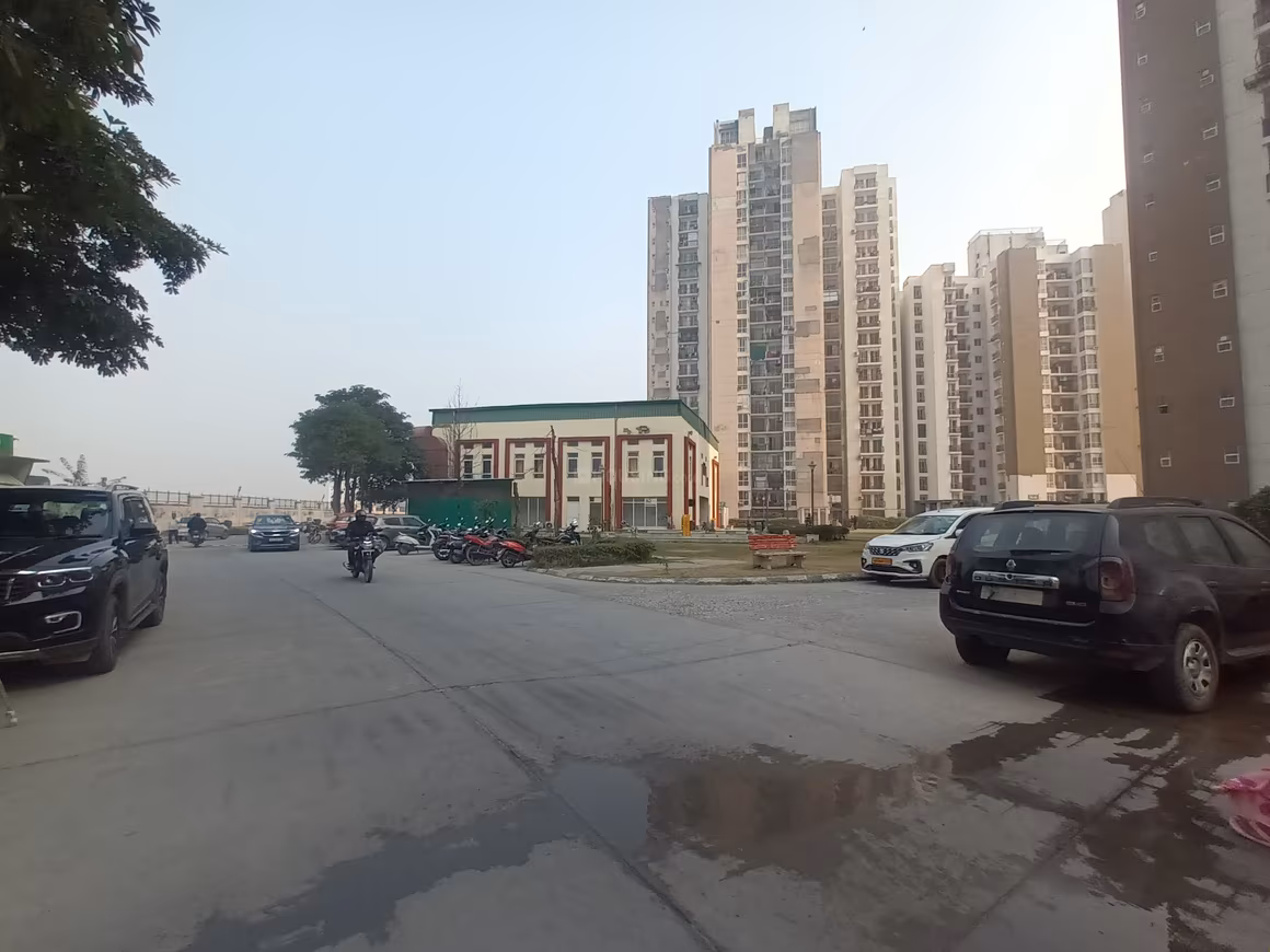 Jaypee Aman - Image 28