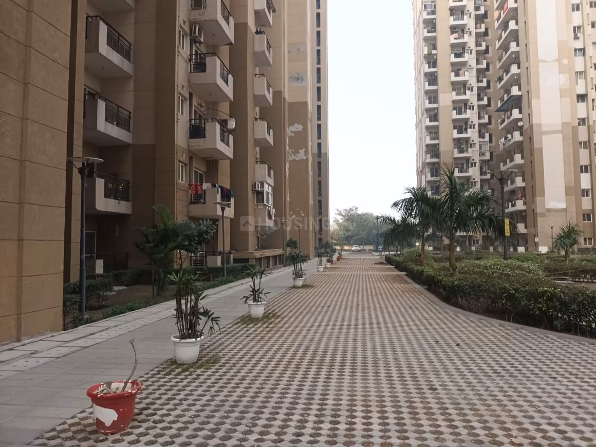 Nimbus The Express Park View II Low Rise Apartments - Image 13