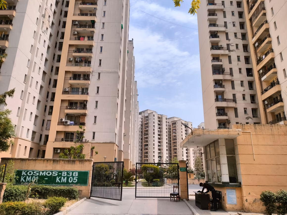 Jaypee Kosmos - Image 2