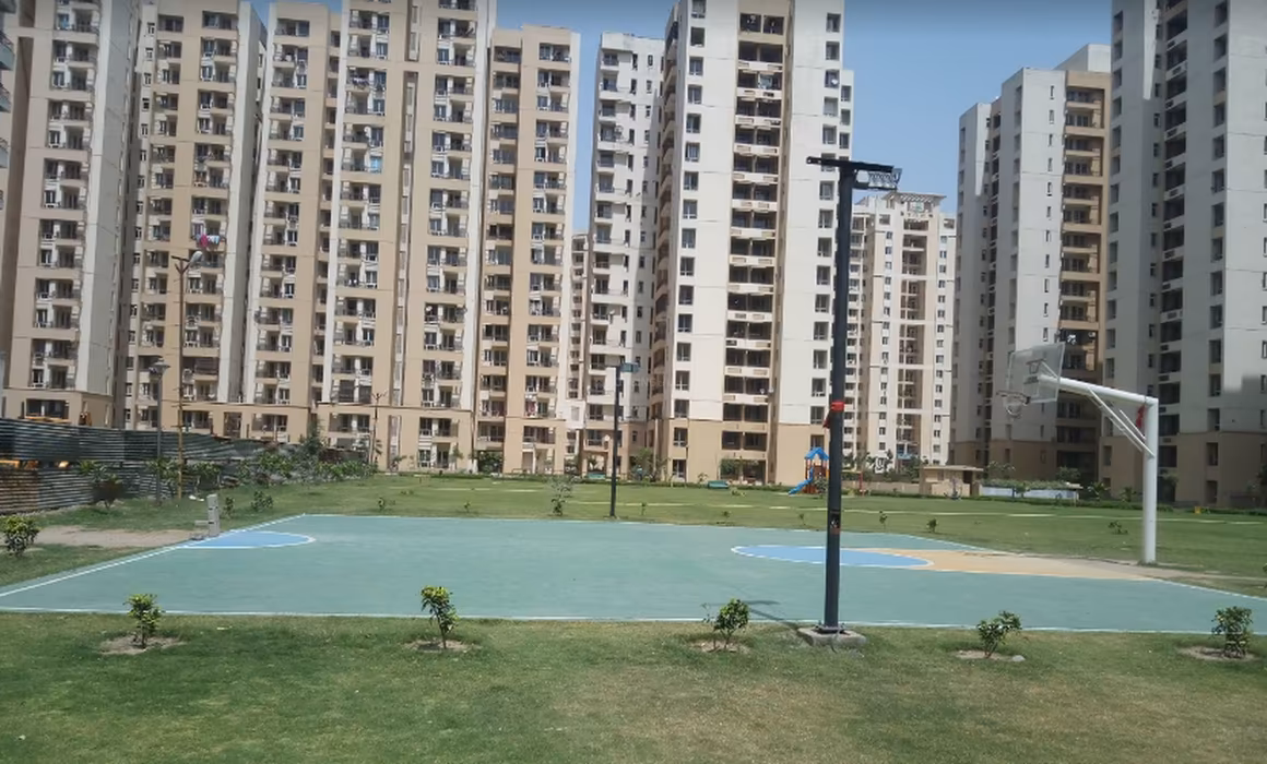 Jaypee Kosmos - Image 28