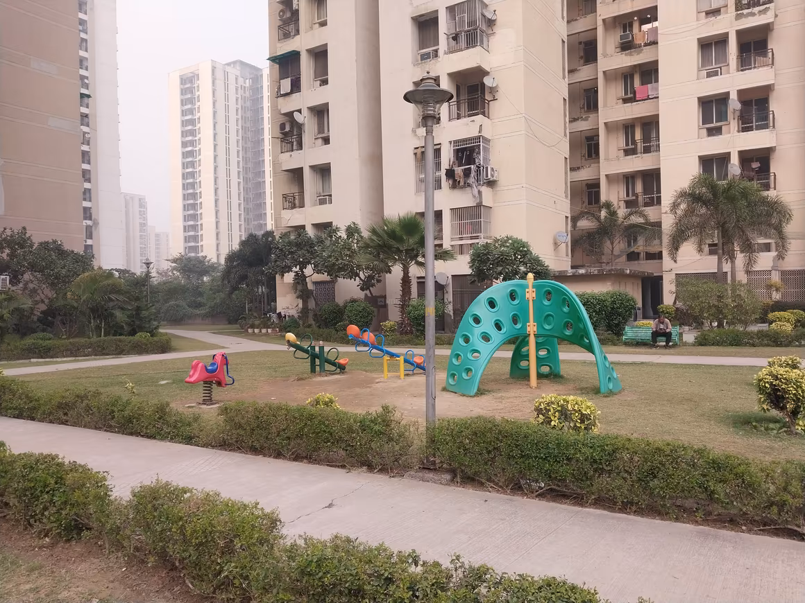 Jaypee Kosmos - Image 32